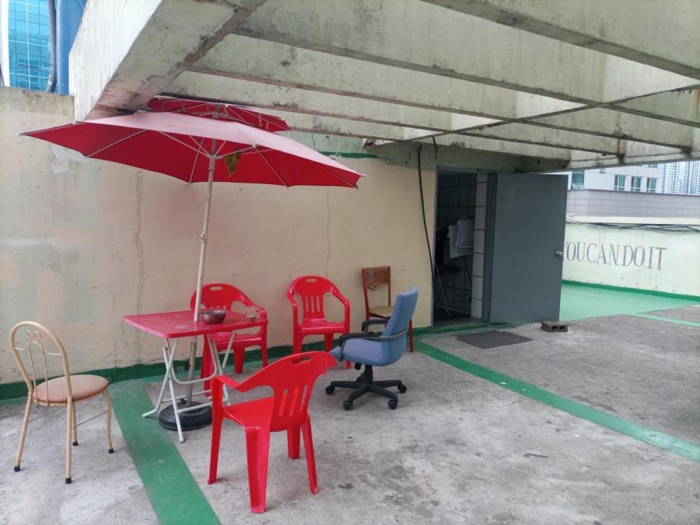 Mokhwatel Hostel Busan Exterior foto